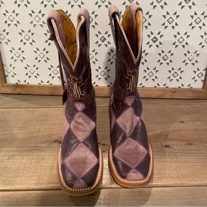 Tin Haul “Sugar Cube” Women’s cowboy western boots, size 5. EUC.